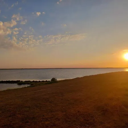 4 Person In Hemmet-by Traum * Hemmet